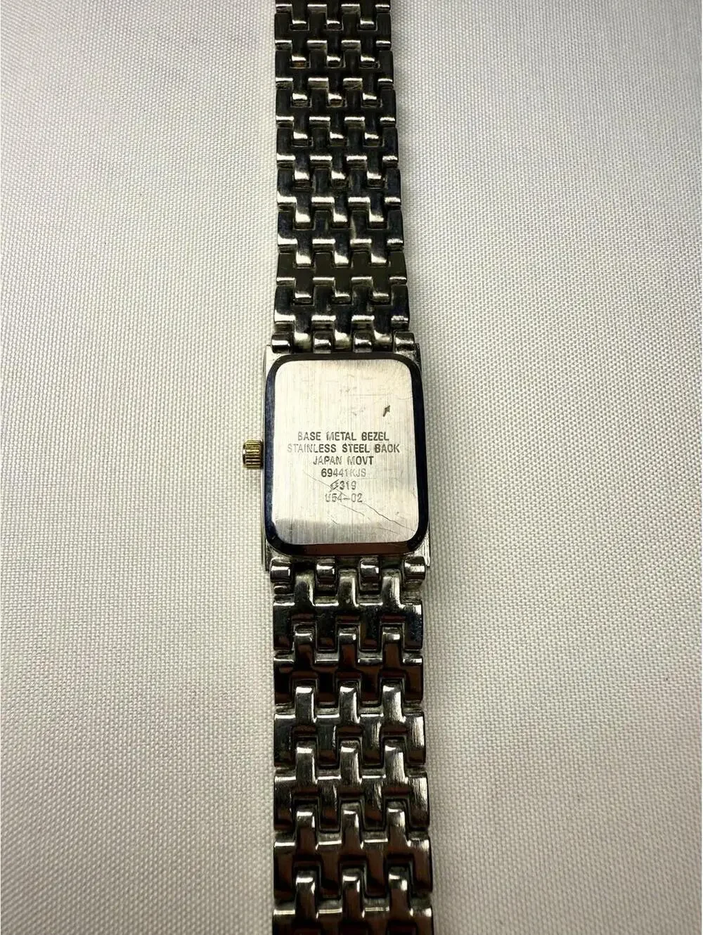 Jaclyn Smith Quartz Women’s Watch Silver / Gold Rectangular Need Battery
